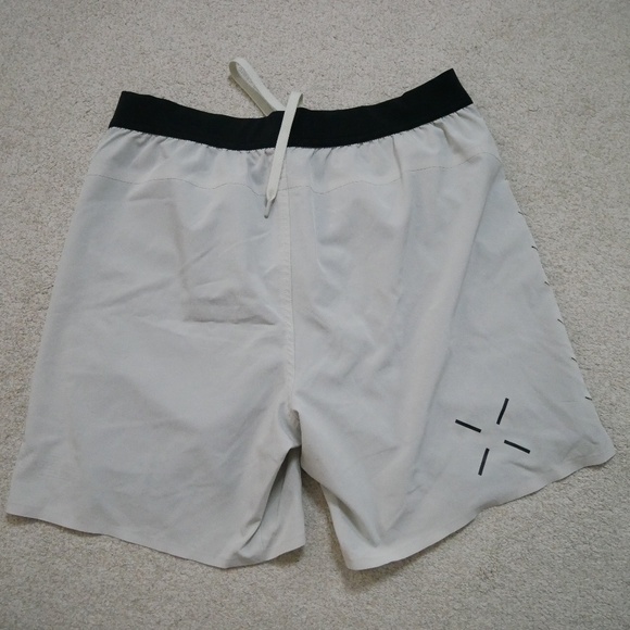 Ten Thousand 7" The Interval Short Large - Picture 2 of 6